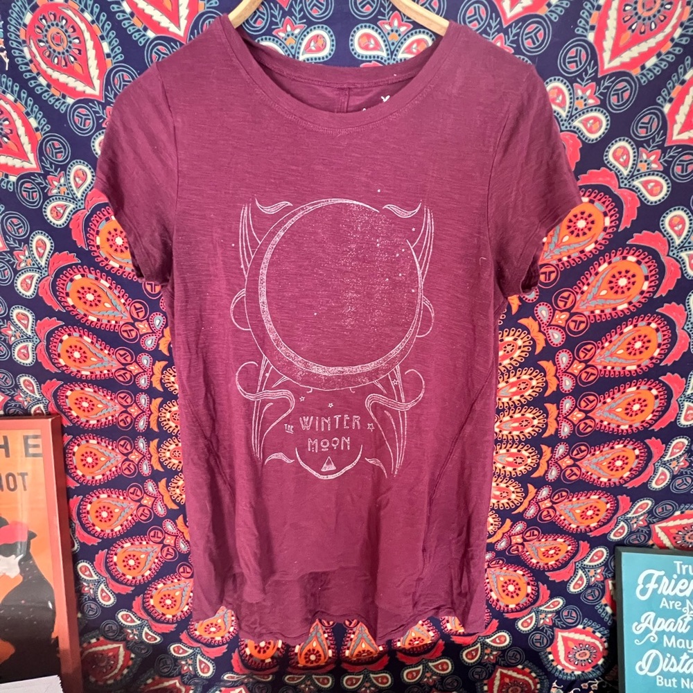 American Eagle Soft and Sexy Winter Moon T Shirt